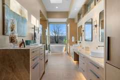living-stone-–-stoneridge-haven-–-laurel-ridge-farms-–-waynesville-nc-–-custom-home-–-primary-bath-soaking-tub-dual-vanity-–-06