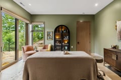 living-stone-–-waterfall-overlook-–-hendersonville-nc-–-custom-home-–-wellness-room-massage-table-–-15