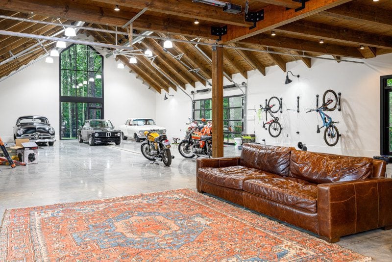 watkins-hobby-barn-sofa