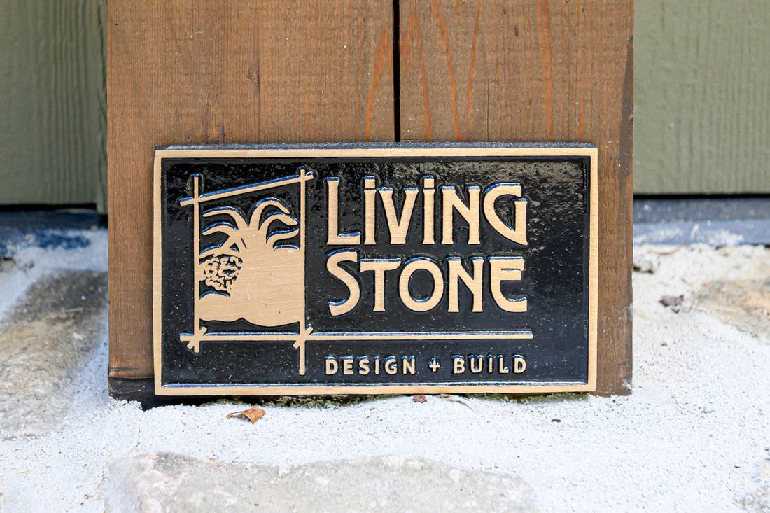 Bailey Residence Living Stone plack