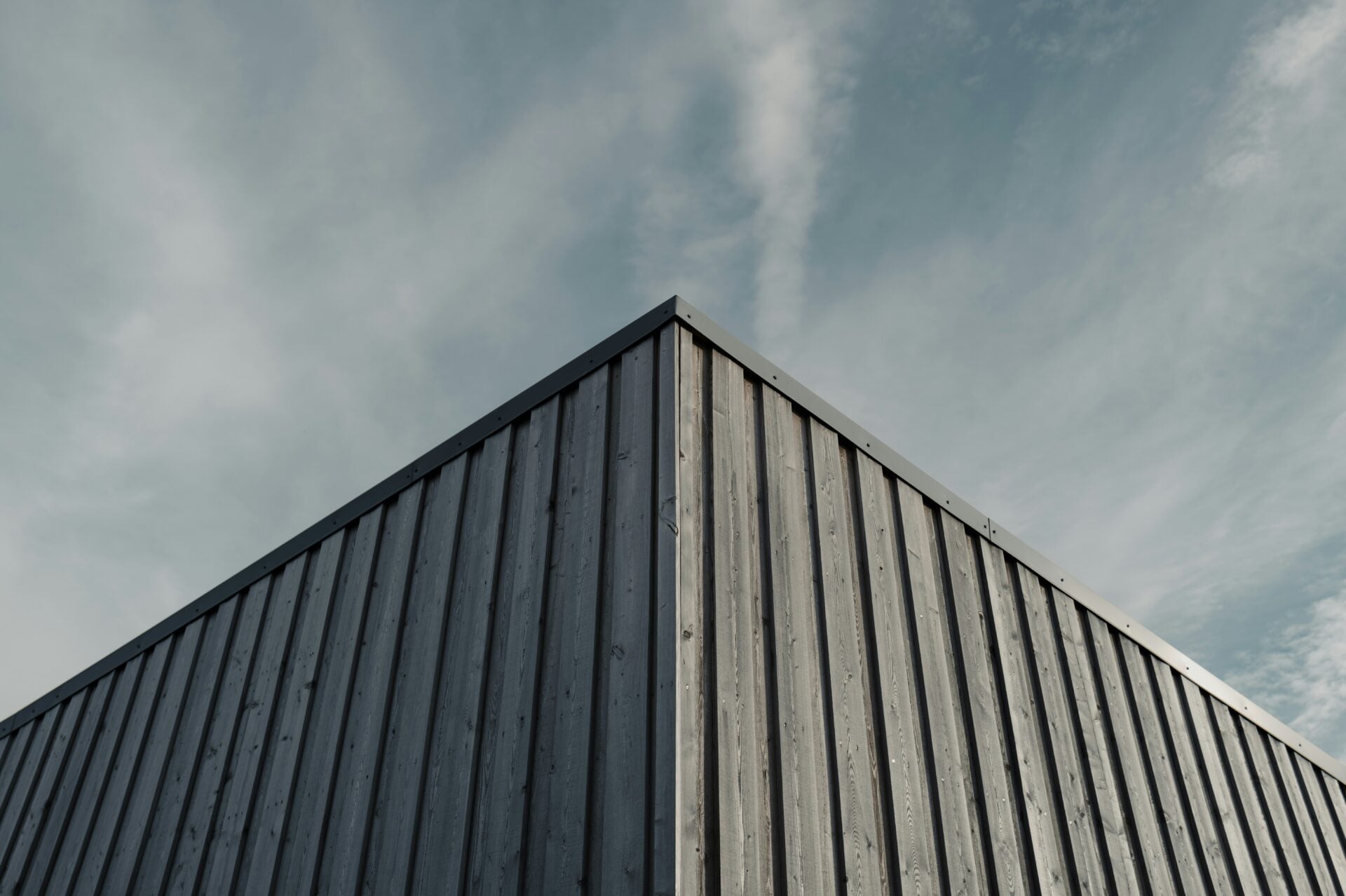 karsten-winegeart-8IvshVq60Bs-unsplash